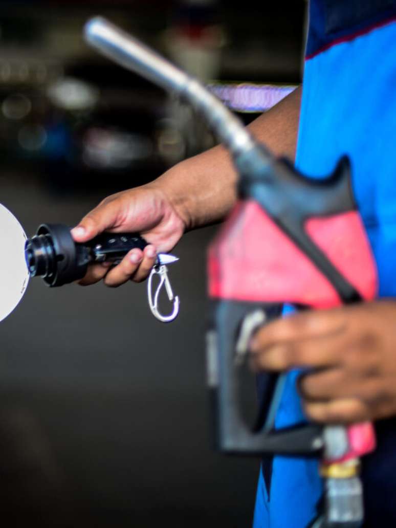 Gasolina sobe em janeiro e deve ficar ainda mais cara