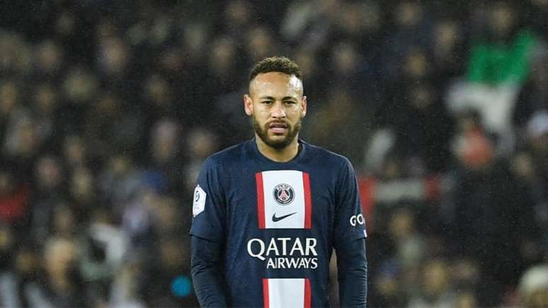 Neymar marca e PSG sai na frente, mas leva empate do Reims no fim