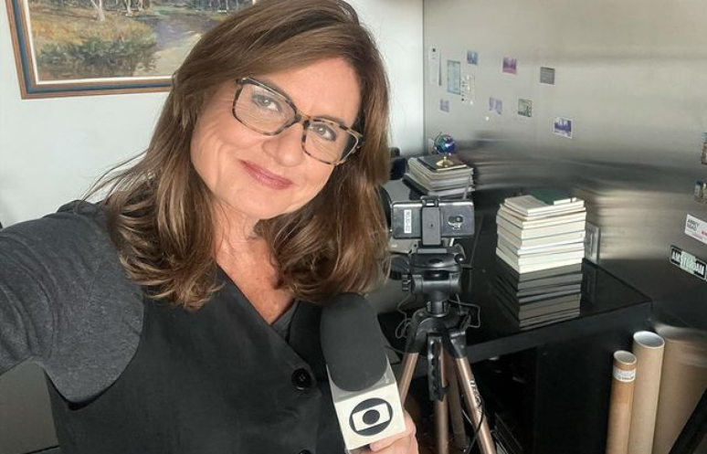 Jornalista Isabela Scalabrini 