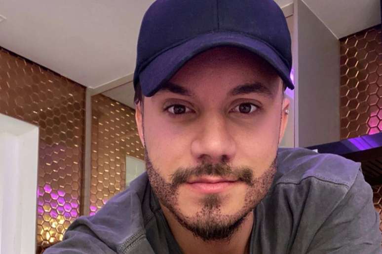 Eliezer says he experienced alopecia after Viih Tube’s pregnancy announcement