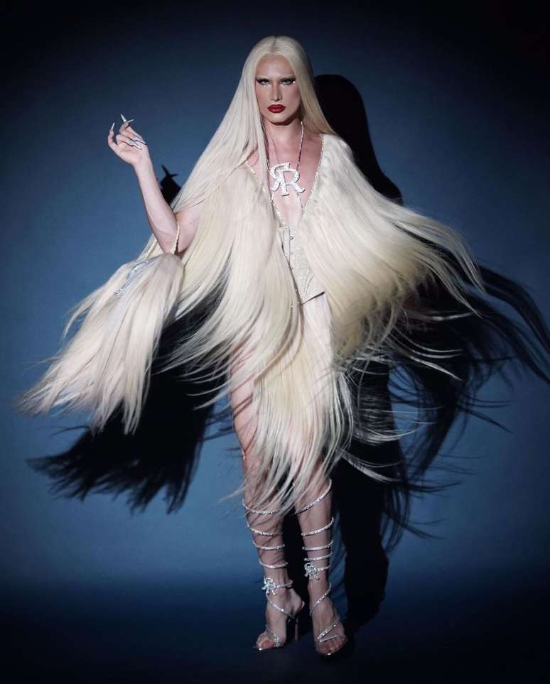 Drag Halessia no Baile da Vogue (Divulgação)