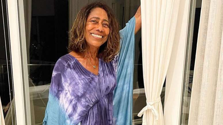 Gl&oacute;ria Maria falece aos 73 anos