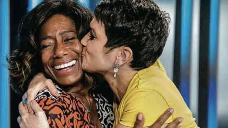 Sandra Annenberg revela sonho recente que teve com Gl&oacute;ria Maria: "Se cuida"