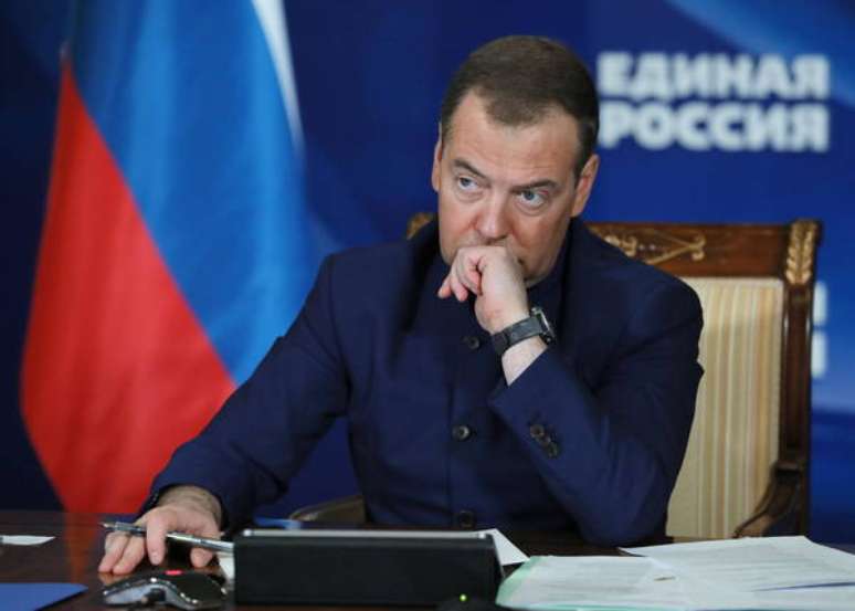 Dmitri Medvedev tem sido usado pelo Kremlin para desferir ataques mais agressivos à Ucrânia