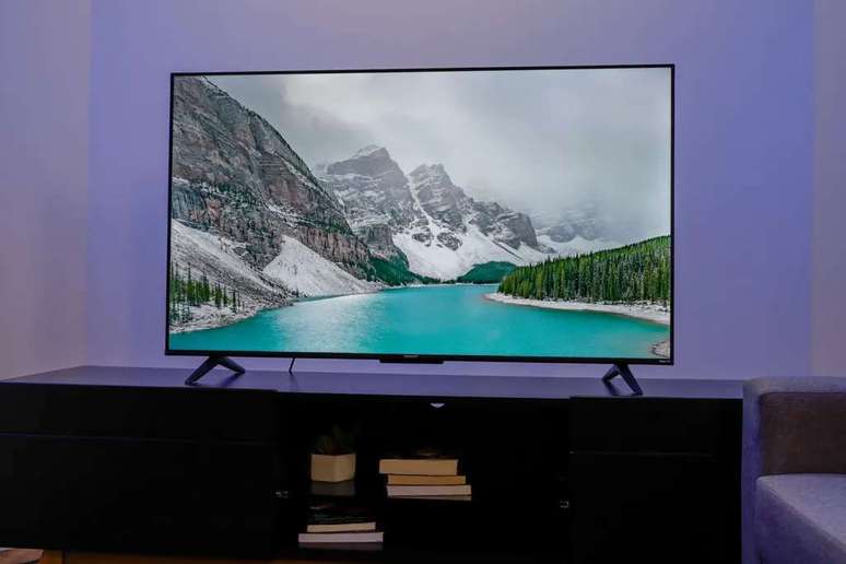 Semp RK8600 é a melhor Smart TV com Roku da SEMP (Imagem: Ivo Meneghel Jr/Canaltech)