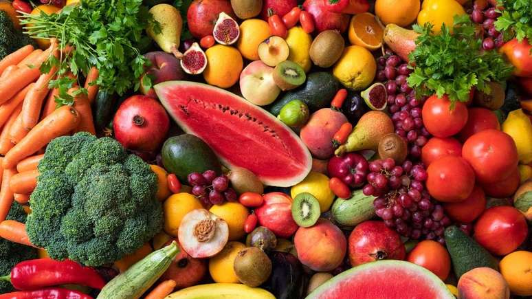 Fruits and vegetables contribute to healthy skin -