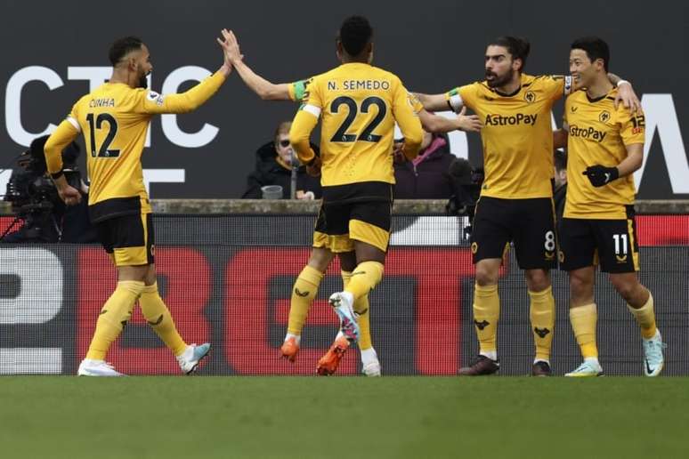 Wolves venceu o Liverpool pela Premier League (Foto: DARREN STAPLES / AFP)