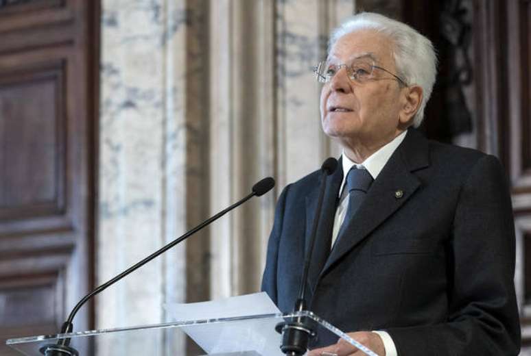 Mattarella homenageou jovens que praticam boas ações em prol da paz na Itália