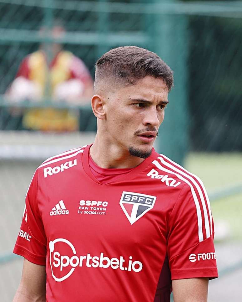 Pablo Maia durante treino do São Paulo neste sábado (Foto: Divulgação)