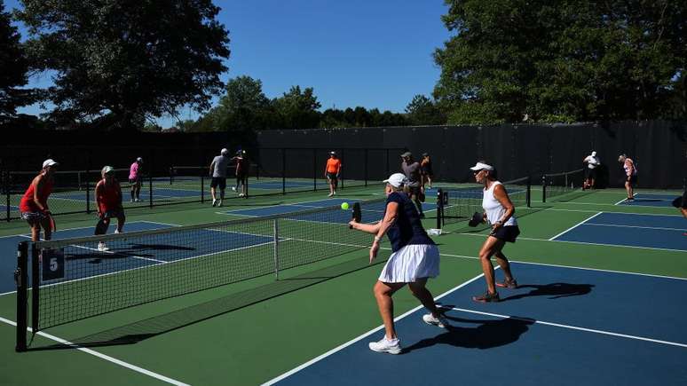 O pickleball cresceu em popularidade como nenhum outro esporte nos Estados Unidos