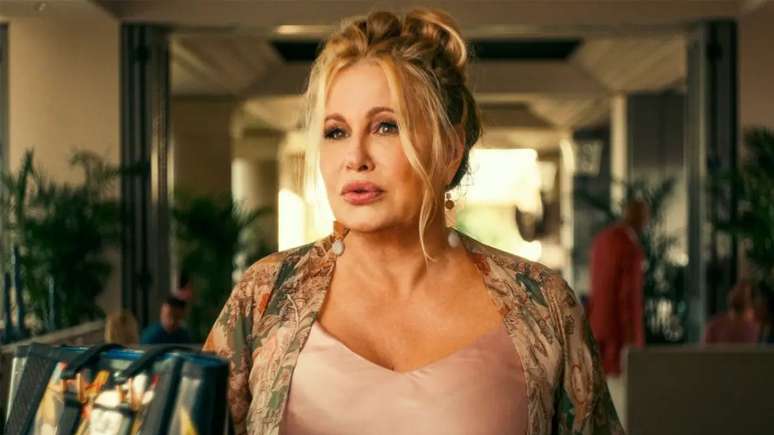 Além de "The White Lotus": conheça outras produções com Jennifer Coolidge -