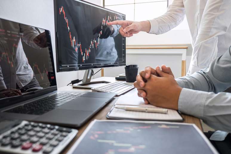 No setor financeiro, 87% dos empregos pagam bem, mostra estudo