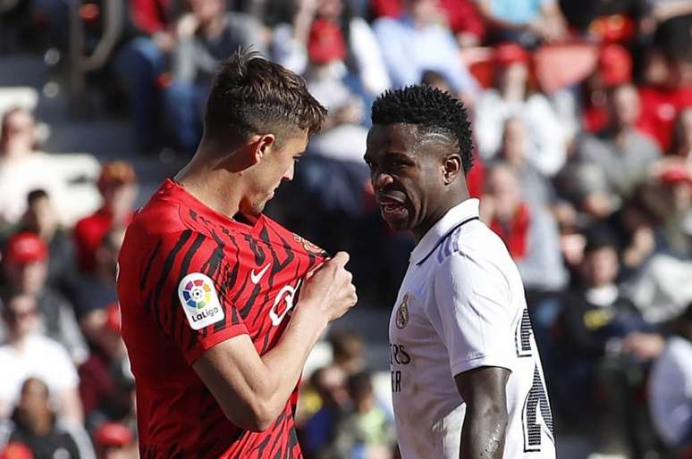 Vini Jr foi provocado por jogadores e torcedores do Mallorca (Foto: JAIME REINA / AFP)