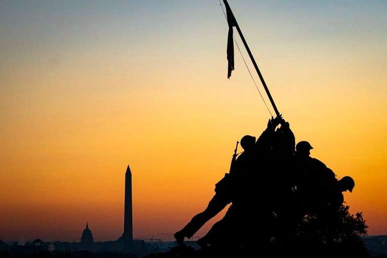 Iwo Jima Memorial in Washington DC Iwo Jima Memorial in Washington DC