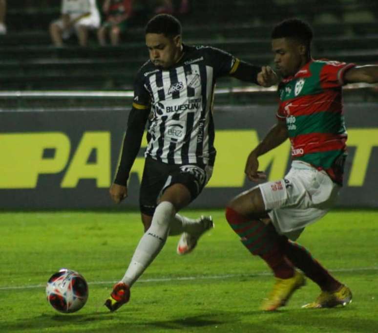 O gol da vitória da Inter de Limeira aconteceu no primeiro tempo (Foto: Divulgação / Inter de Limeira)