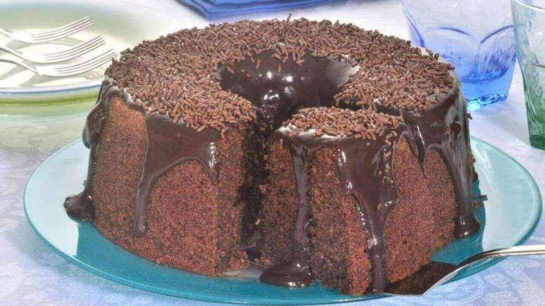 Como fazer Bolo de chocolate de - Sua Cozinha Fácil