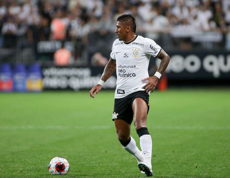 Paulinho fala de conversa com Renato Augusto e pede paciência em seu retorno após lesão