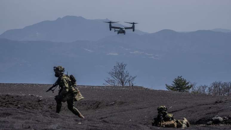US military multi-role aircraft lands on joint exercise with Japan in Gotemba US military multi-role aircraft lands on joint exercise with Japan in Gotemba