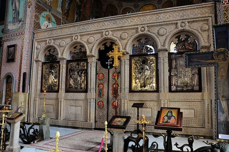 Altar da Catedral de Sioni, um dos espa&ccedil;os mais sagrados para os georgianos.