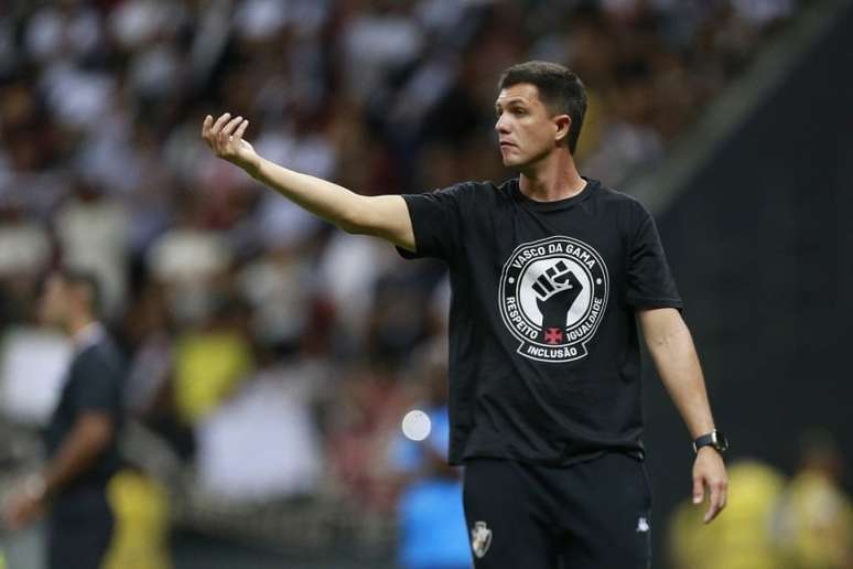 Maurício Barbieri conquistou a sua quarta vitória sob o comando do Vasco (Daniel Ramalho/Vasco)