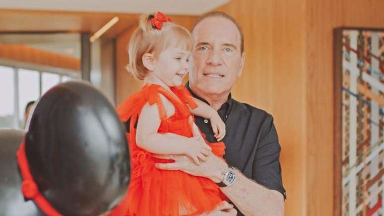 Roberto Justus celebrates the 2 years of his granddaughter Stella: “Grandfather’s beauty”
