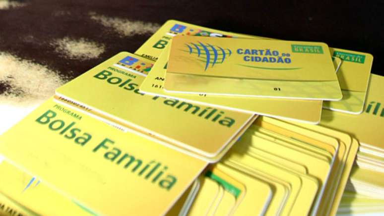 Governo prevê cortar ao menos 1,5 mi de benefícios irregulares do Bolsa Família