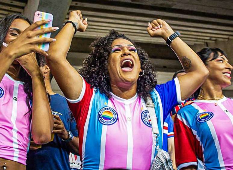 Time convidou pessoas trans para assistirem ao jogo de futebol contra o Ferroviário com a nova camisa oficial