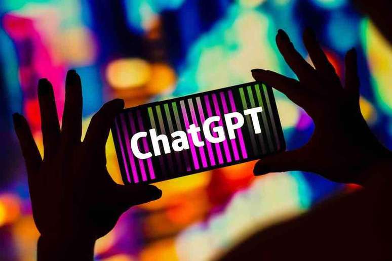 ChatGPT 'hipnotizou' os usuários por sua capacidade de manter conversas naturais