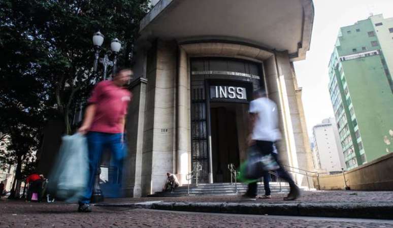 Para se construir uma verdadeira âncora fiscal é necessário focar nos itens de maior peso no gasto púbico, Previdência e assistência