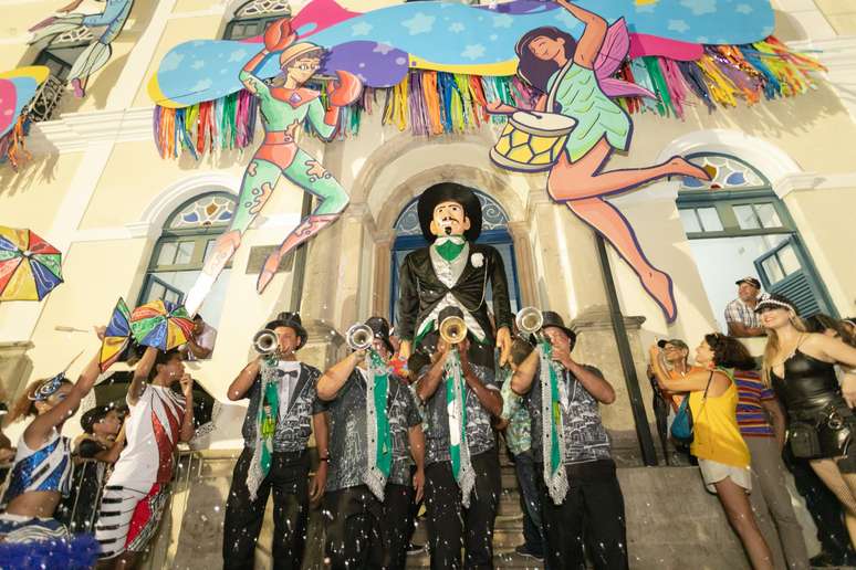 Homem da Meia-Noite fará cortejo especial na abertura do carnaval de Olinda 2023