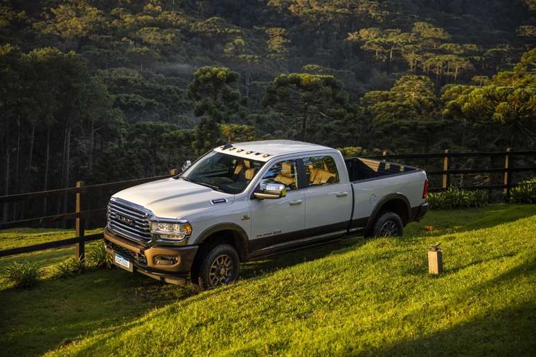 Ram 3500: vice-líder entre os veículos premium