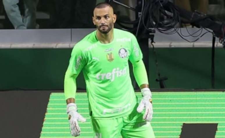 Weverton busca o alto nível (Foto: Cesar Greco/Palmeiras)