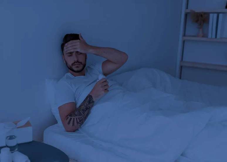 High fever is one of the main symptoms of mono (Image: Prostock-studio/Envato) High fever is one of the main symptoms of mono (Image: Prostock-studio/Envato)