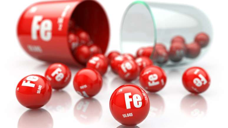 'Fe' é o símbolo do elemento químico, que vem do latim 'ferrum'