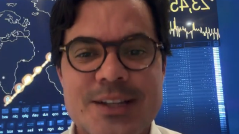 Antonio Neto Ais durante live no Instagram na &uacute;ltima quarta-feira (8/2)