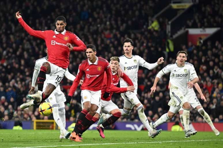 Liverpool e Manchester United ficam no empate pelo Campeonato Inglês