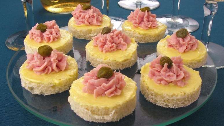 Canapés de presunto