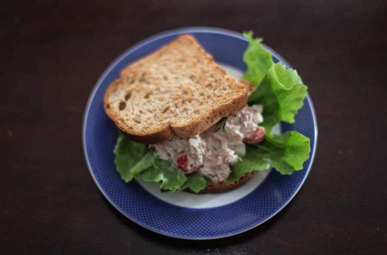 Sanduíche de atum pode ser a opção perfeita se você for fã de receitas com atum