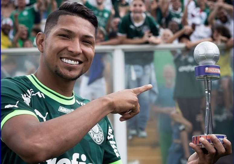 Decisivo, Rony destaca empenho do Palmeiras em mais uma vitória: 'Impusemos nosso ritmo'