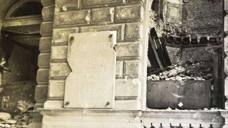 Ru&iacute;nas do Grand Hotel Hungaria, em Budapeste