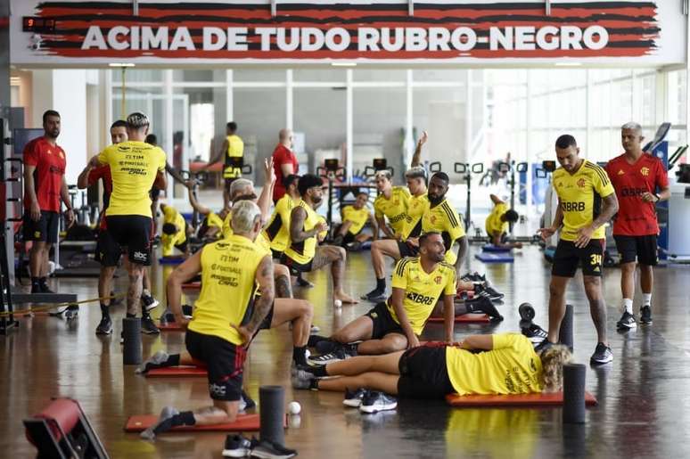 Flamengo volta aos trabalhos após Mundial nesta segunda-feira