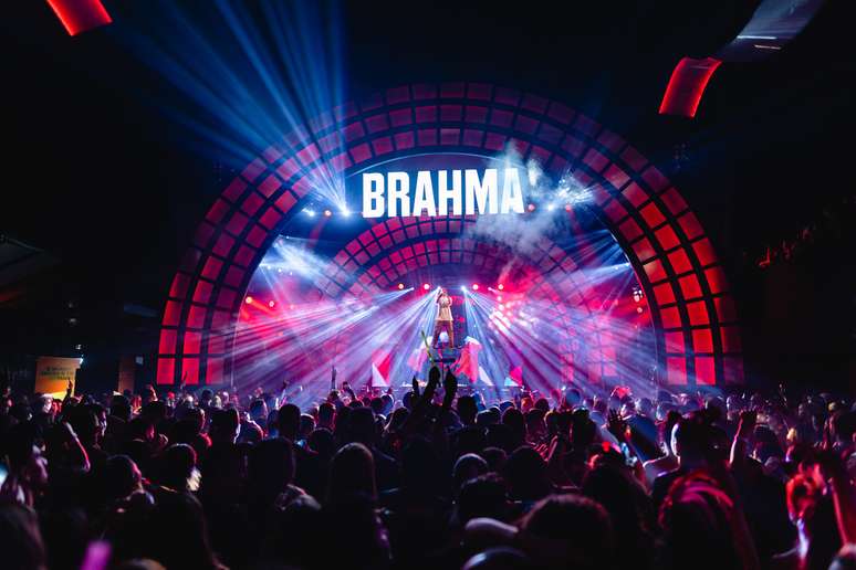 Camarote ir&aacute; receber at&eacute; 6,5 mil pessoas por dia neste ano