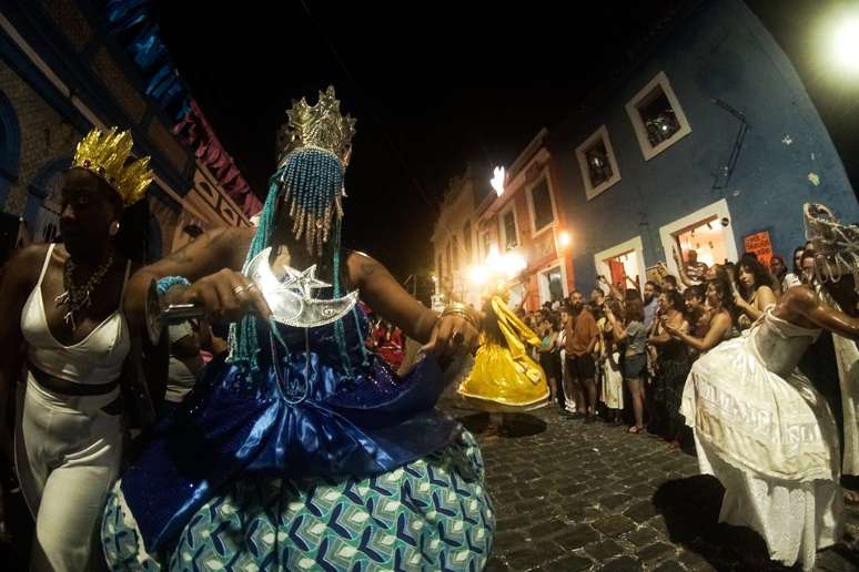 Nações de maracatu pedem proteção aos orixás para que Pernambuco possa brincar o carnaval em paz