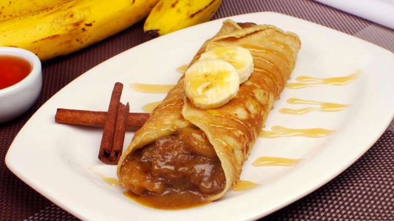 Crepioca de banana com melado