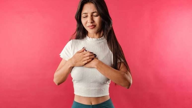 From self-questioning to dedication: discover the signs that suffer the most