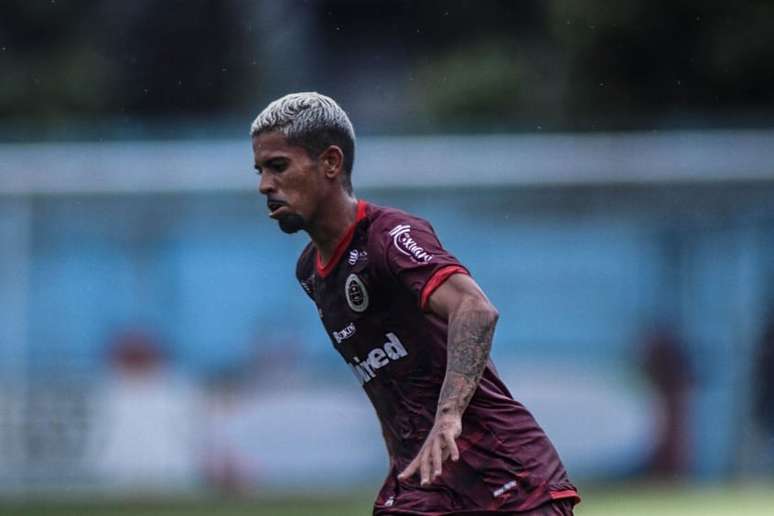 Warlison vai defender a Desportiva (Foto: Divulgação)