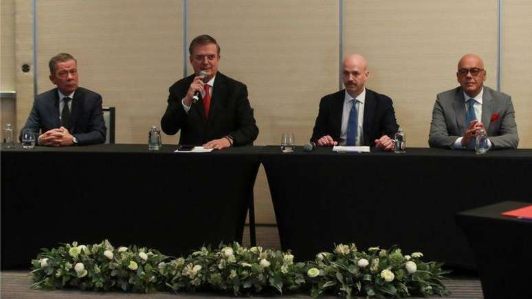 Governo Maduro e a oposi&ccedil;&atilde;o venezuelana mantiveram di&aacute;logo no M&eacute;xico