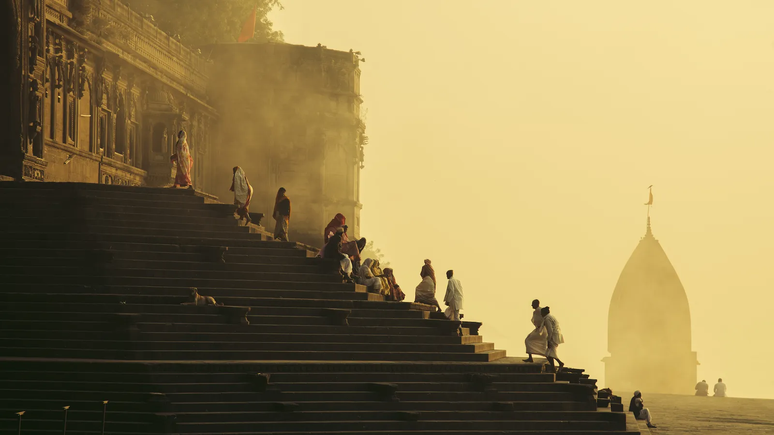 Varanasi é considerada o centro espiritual da Índia