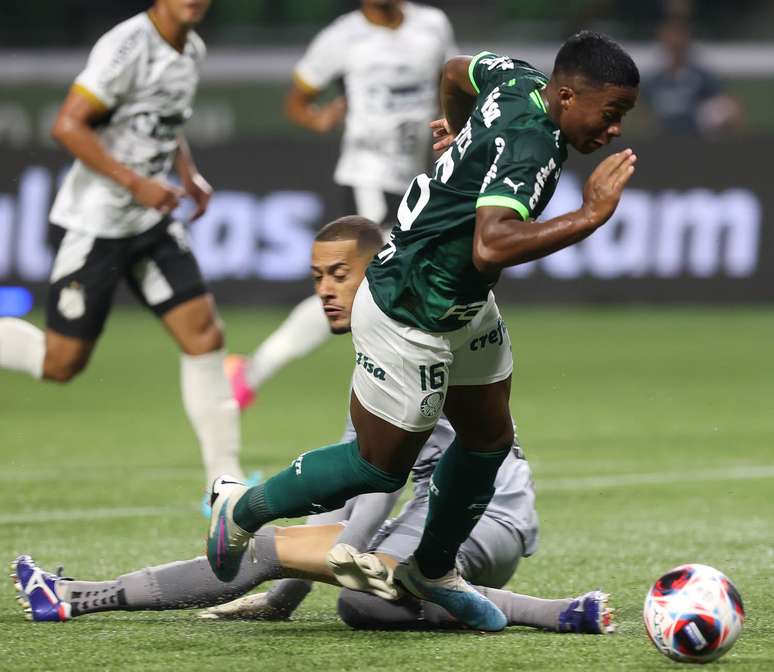 A caminho do 10º jogo no ano, Endrick ainda vive jejum de gols em 2023; veja números