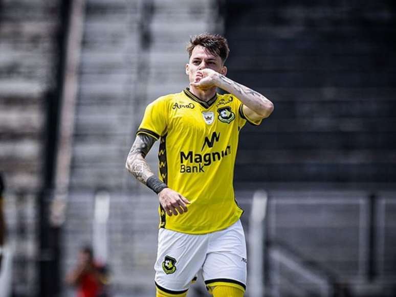 Corinthians discute moldes com o São Bernardo para acertar a compra de Barletta